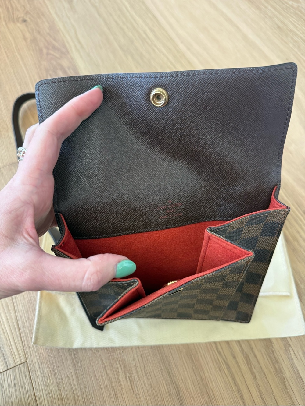 Louis Vuitton Damier Ebene Crossbody Bag - Picture 9 of 11